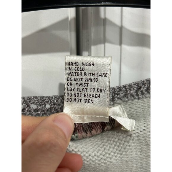 Vintage Jenny Patchwork Knit Sweater Floral Embroidery Gray White Size M - Picture 7 of 9